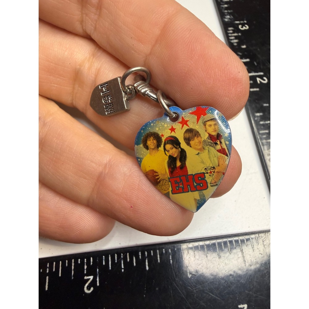 Disney High School Musical HSM Heart Charm Bracelet Silver Tone Toggle 7.5 Inch